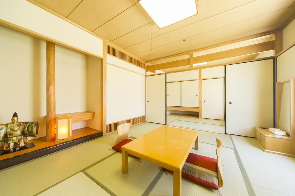 Hotel Hiroshima Sunplaza Zimmer foto