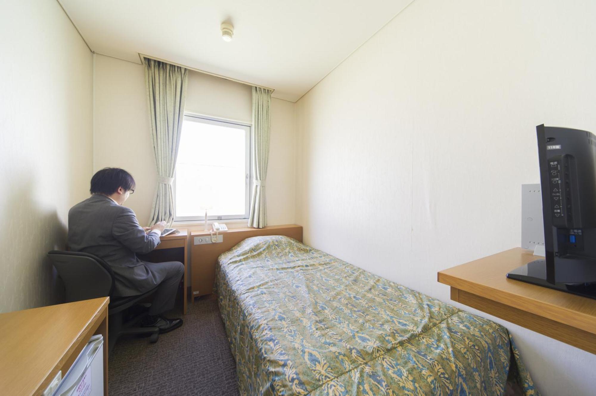 Hotel Hiroshima Sunplaza Zimmer foto